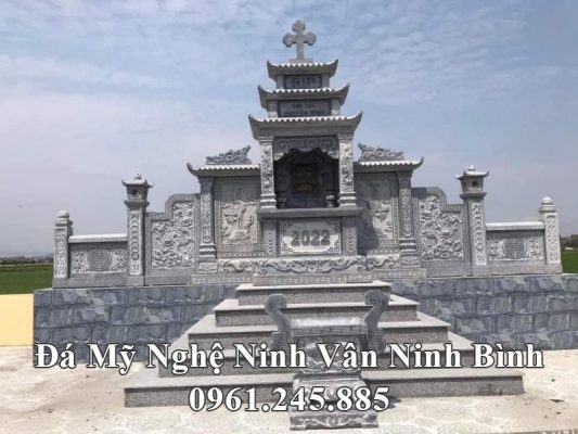 Mẫu-Lăng-thờ-đá-công-giáo-đẹp-tại-Ninh-Bình.jpg