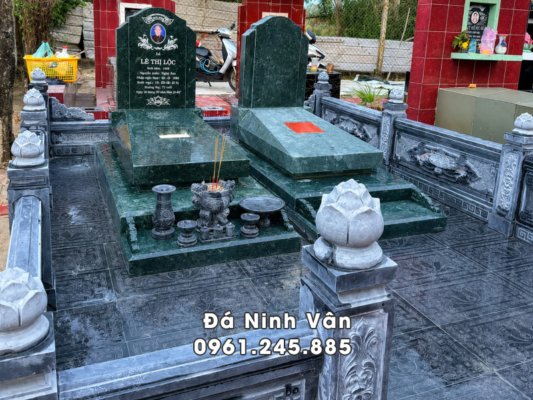 Xay Lang Mo da Dep cho Bo Me gia hop ly voi Mo da xanh reu Lan can da xanh den